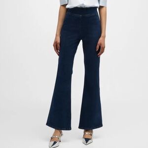 Frame the jetset flare denim jeans in super stretch dark blue wash size O